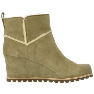 Ugg women’s marte boot